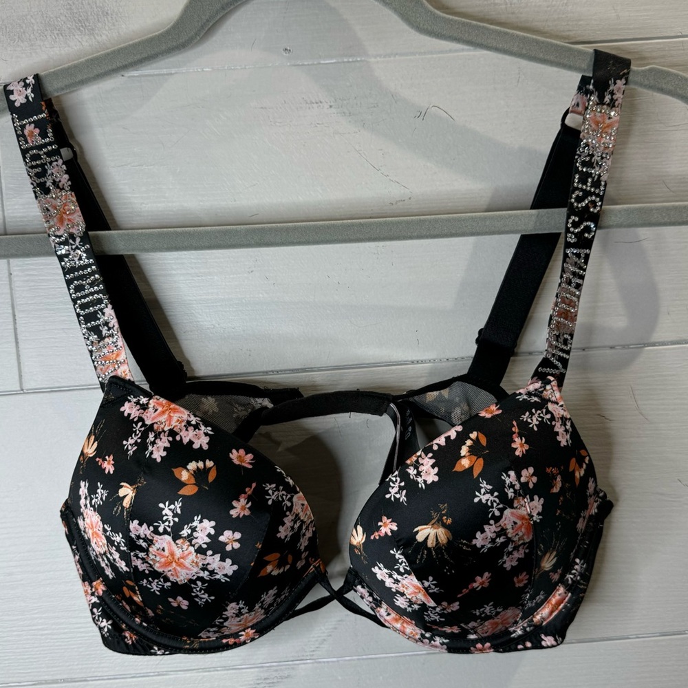 Victoria’s Secret | Floral Bombshell Plunge Bra Size 34A